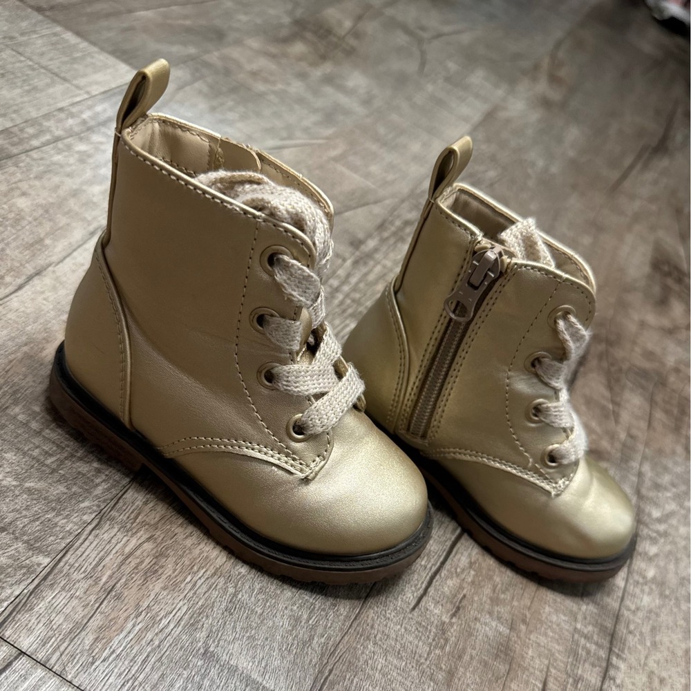 Cat & Jack Toddler Girls Metallic Gold Combat Boots Side Zip Size 6